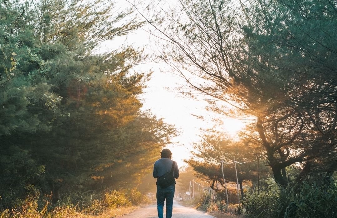 Faith in the 3R’s: How to Rise with Scars and Walk in Purpose